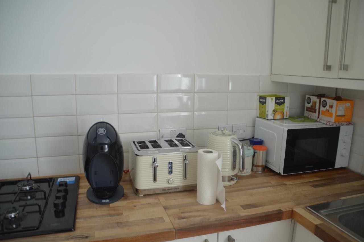 Two Bedroom Flat In Londen Buitenkant foto